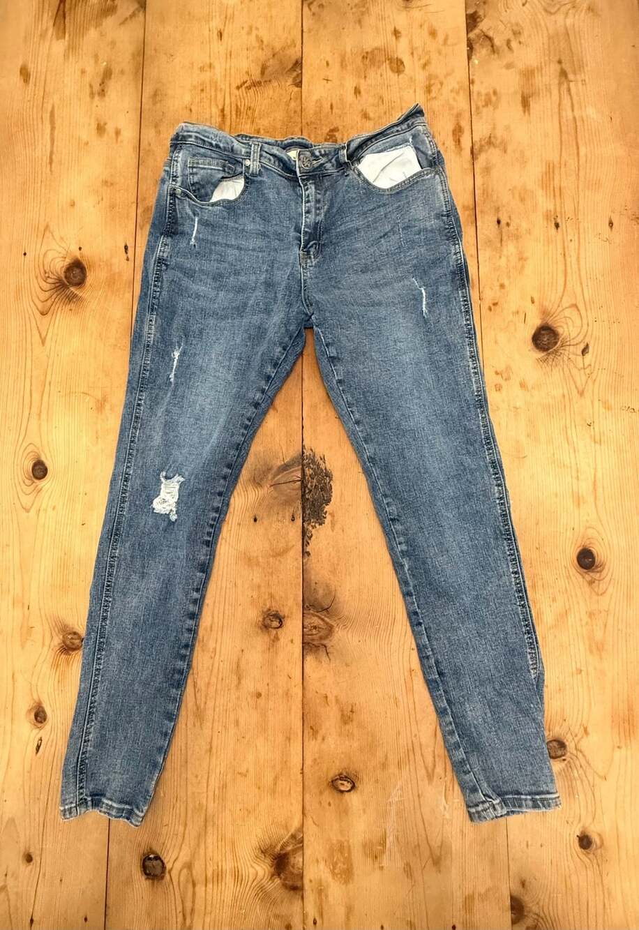 Youngla Skinny Jeans Size 36x32 Blue Distressed Denim